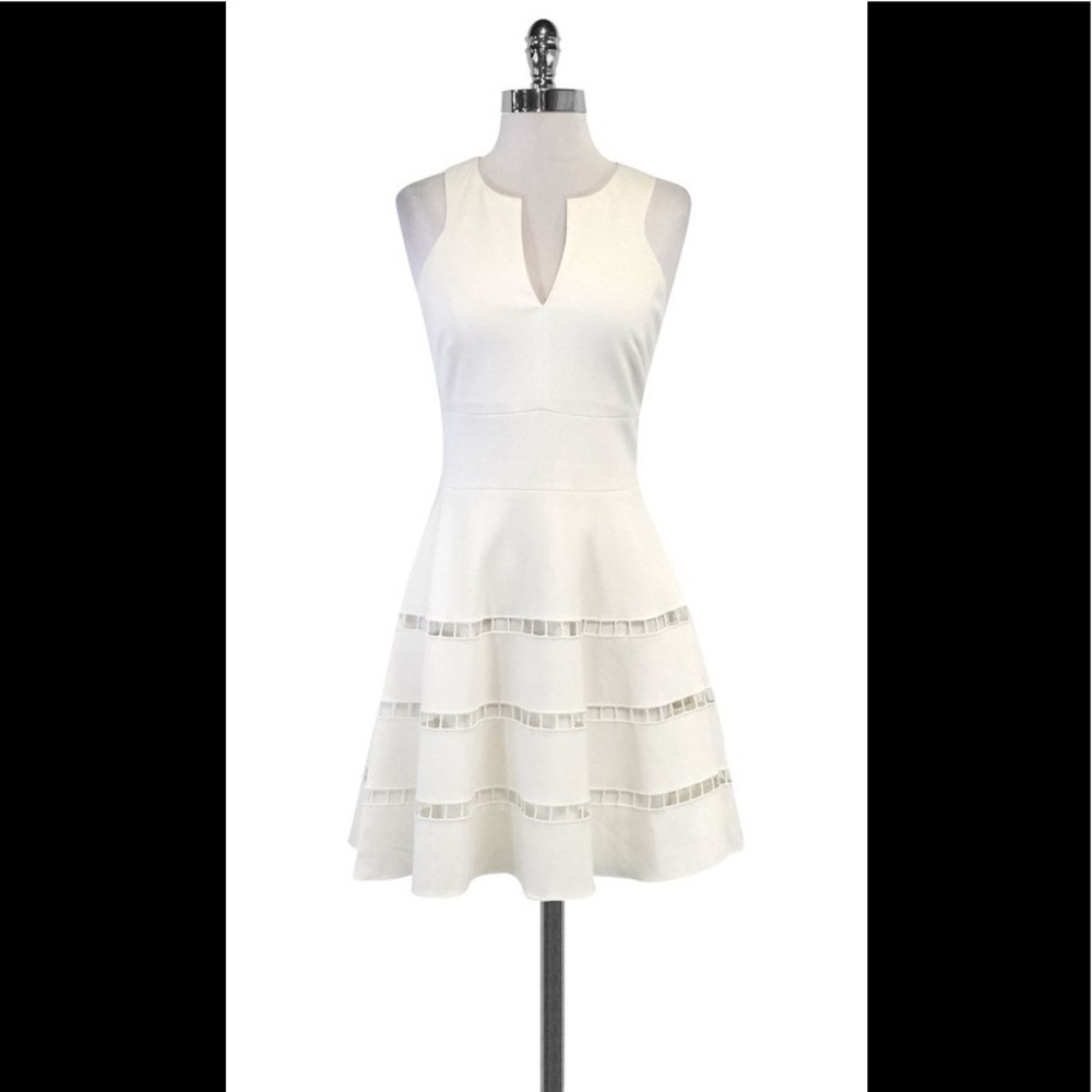 Robert Rodriguez White fit and flair dress Size 4